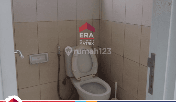 Rumah Bebas Banjir Lokasi Strategis Di Cluster Themes 2