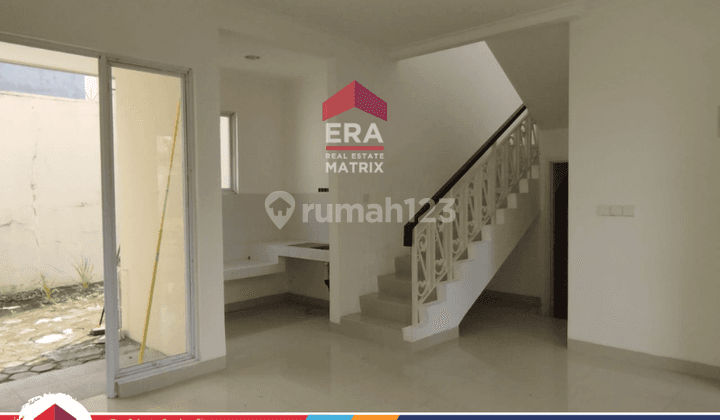 Rumah Bebas Banjir Lokasi Strategis Di Cluster Themes 1