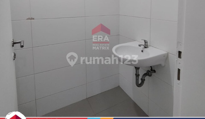 Jual Rumah Bagus Semi Furnished JGC, Jakarta Timur