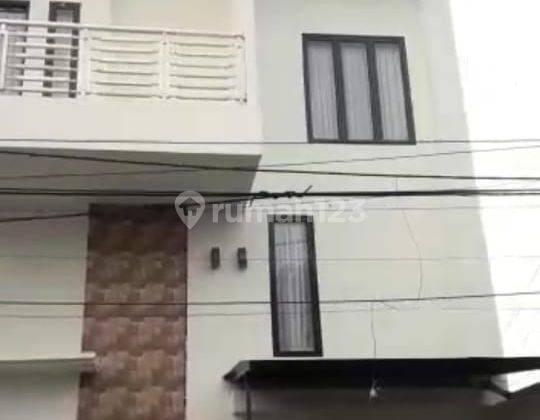 Rumah Bagus Siap Huni Full Furnished Di Mampang Prapatan Jakarta Selatan  2