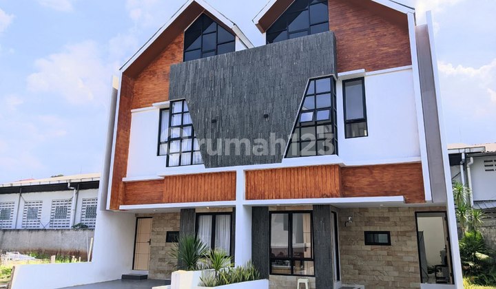 New 700 Million Rupiah House in a Complex in Cilangkap, Depok New 700 Million Rupiah House in a Complex in Cilangkap, Depok