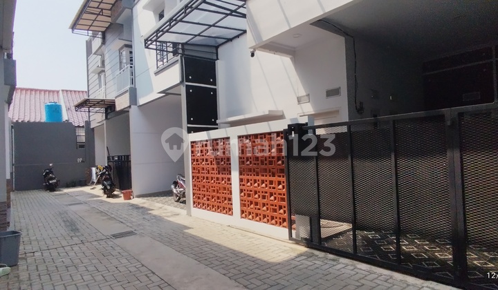 Rumah Baru Ready Siap Huni Di Bekasi .. 2