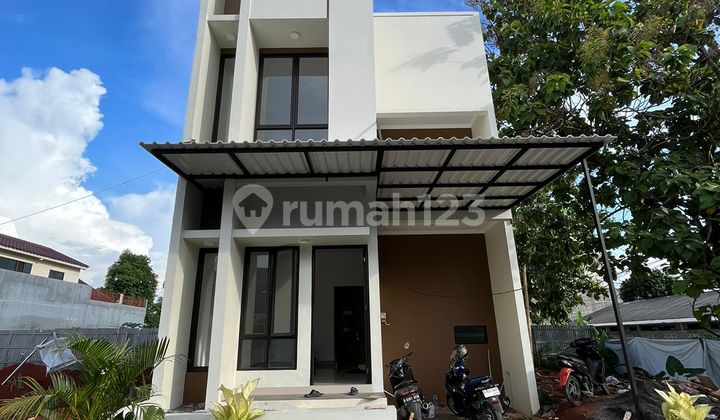Rumah Dalam Komplek Pajak Dekat Ceger Raya