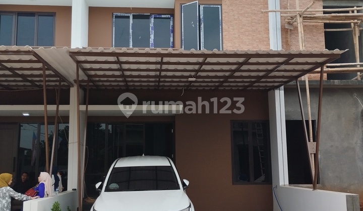 Rumah Baru Konsep Villa Di Cibubur Dekat Kota Wisata.. Rumah Baru Konsep Villa Di Cibubur Dekat Kota Wisata..