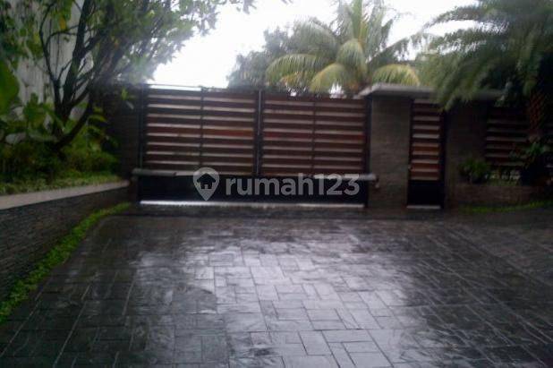 Rumah Murah 3 Lantai Di Menteng Jakarta 2