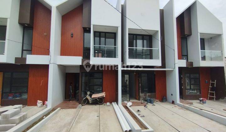 Rumah Ready Termurah Di Cijantung Jakarta Timur.. .  1