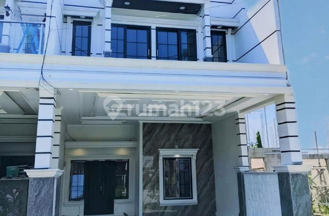 Rumah Baru American Klasik Di Depok Strategis