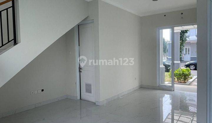 Rumah 2 Lantai Dengan Model Elegan Bagus 2