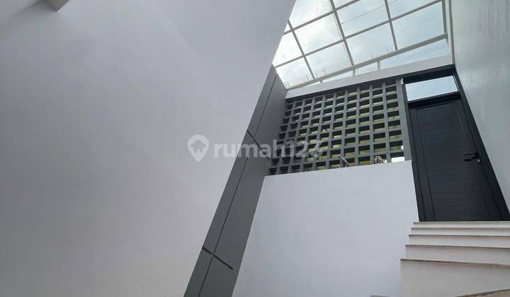 Rumah Baru 3½ Lantai Siap Huni Di Jatinegara 2