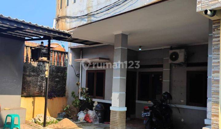 Rumah Di Jatiwaringin Pondok Gede 2 Lantai Bagus  1