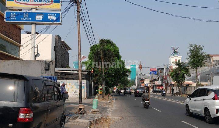 Ruko Gandeng 3 Lantai Lokasi Strategis Pusat Bisnis  2