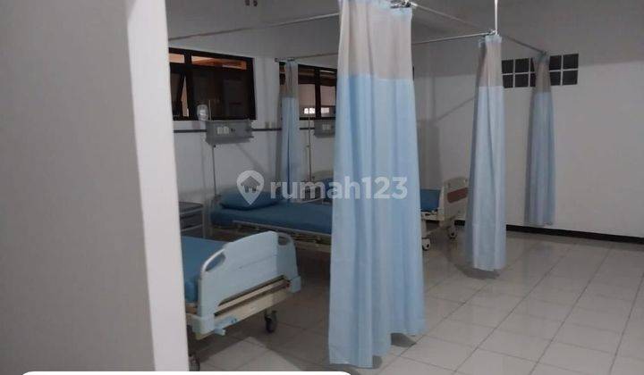 Gedung Kantor/Klinik Utama Khusus Bedah (aktif) Pusat Kota Sumedang 1