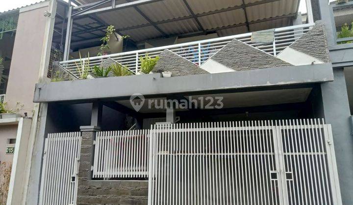 Rumah Asri 2 Lantai dlm Komplek di Sariwangi 1