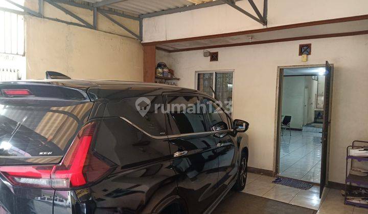 Rumah Modern untuk Hunian Sayap Ciateul  1