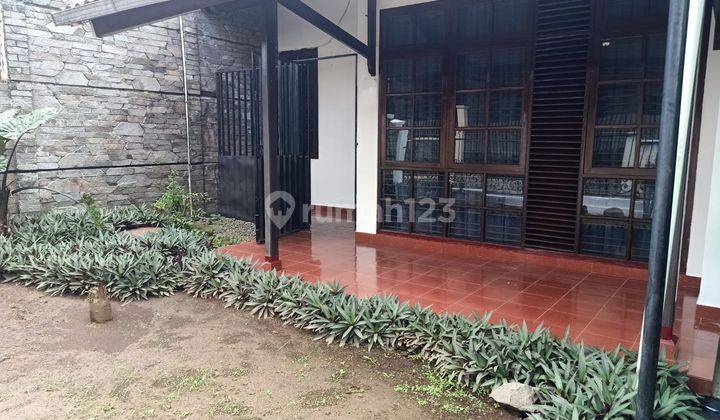 Sewa/ Jual Rumah Asri Terawat Sayap Pasteur Cibogo 1