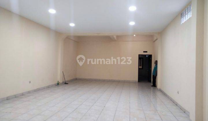 Ruko 1,5 Lantai Siap Pakai Strategis Area Sudirman 1