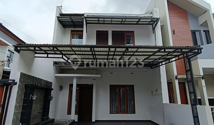 Minimalist House Fully Furnished Nice in Ciwaruga