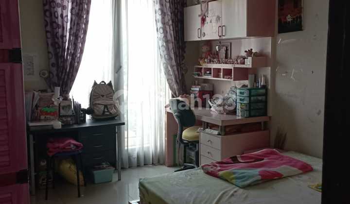 Rumah Pulomas Residence: 2 Lantai, LT 216 m2, Jalan 3 Mobil, Bagus 2