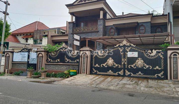 Rumah Rawamangun Muka, 3 Lantai, Lt 375 M2, Furnis, Solahard, Lux 1