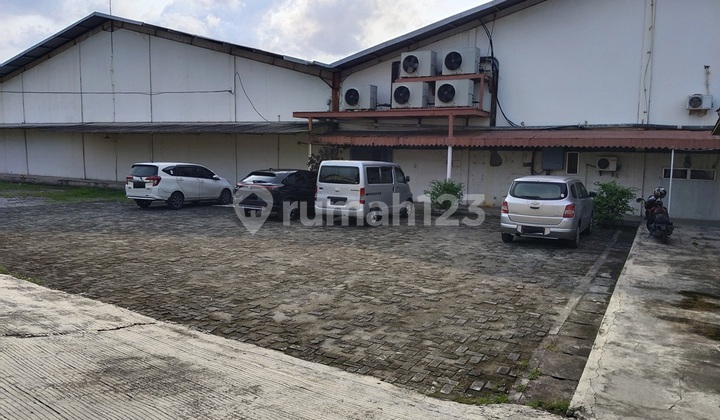 Pabrik Farmasi Kapuk LT 6328 m2, LB 4000 m2, Dijual beserta Ijinnya, Murah