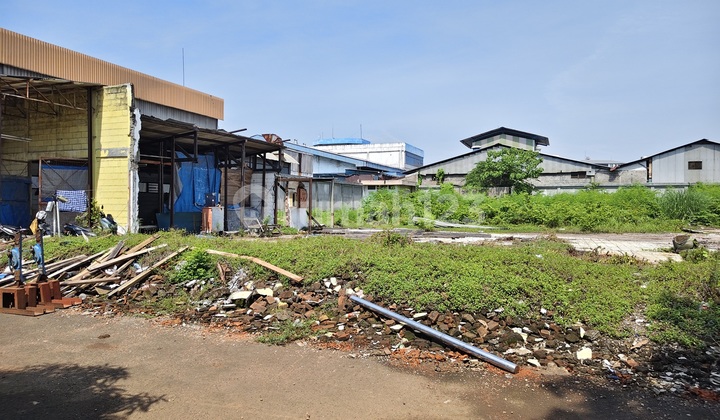 Kavling Kawasan Industri Pulo Gadung Jiep: Luas 2790 M2, Jalan Utama