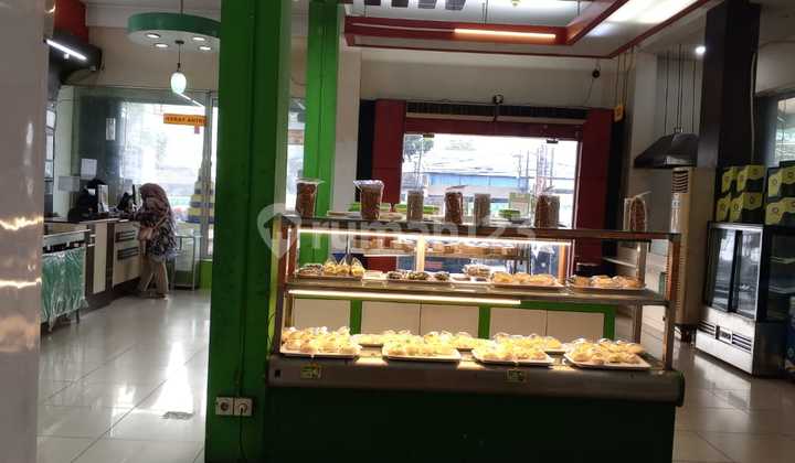 Ciledug Raya 4.5-Story Shop House, Land Area 446 m², Main Road, Quick and Cheap Sale 2