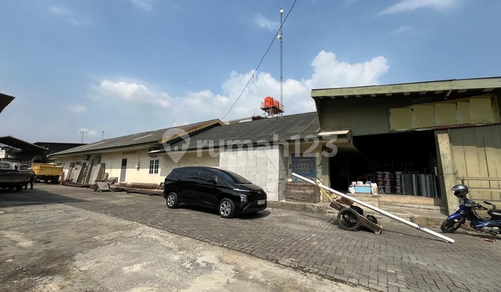 Gudang Semper Cilincing: LT 2406 m2, Jalan Raya Bisa 2 Kontener Gudang Semper Cilincing: LT 2406 m2, Jalan Raya Bisa 2 Kontener