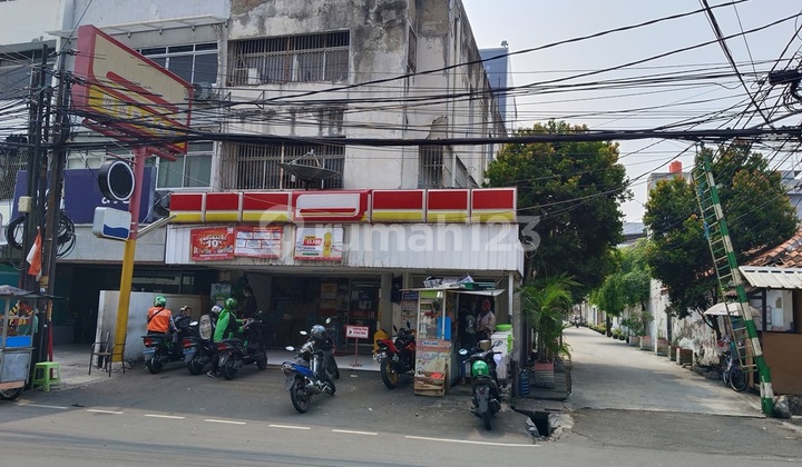 Minimarket Ruko Juanda: 3 Lantai, LT 340 M2, Hook, Murah Jual Cpt Bu, Jln Raya