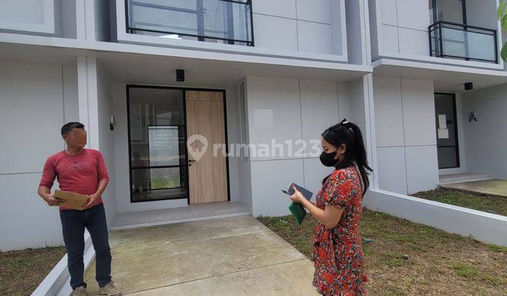 Rumah Rolling Hills Karawang Barat 2 Lantai, Lt 86 M2, Baru 1