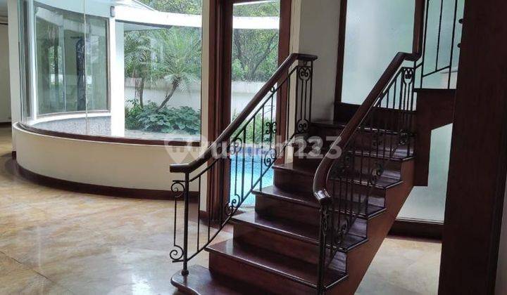 Rumah Patra Kuningan 2 Lantai, LT 650 m2, Hook, Kolam Renang 2