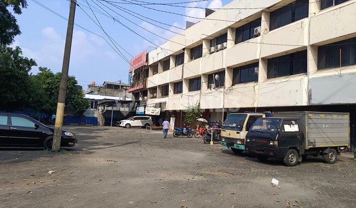 Ruko Klender Jl Gusti Ngurah Rai: 3.5 Lantai, LT 80 m2, Gandeng 2 2