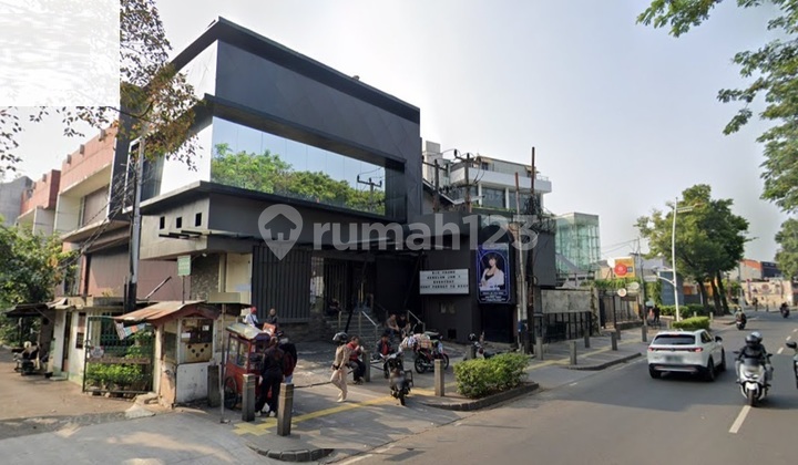 Gedung Ex Bar Kemang Raya: 3 Lantai + basement, Hook, Lokasi Premium Gedung Ex Bar Kemang Raya: 3 Lantai + basement, Hook, Lokasi Premium
