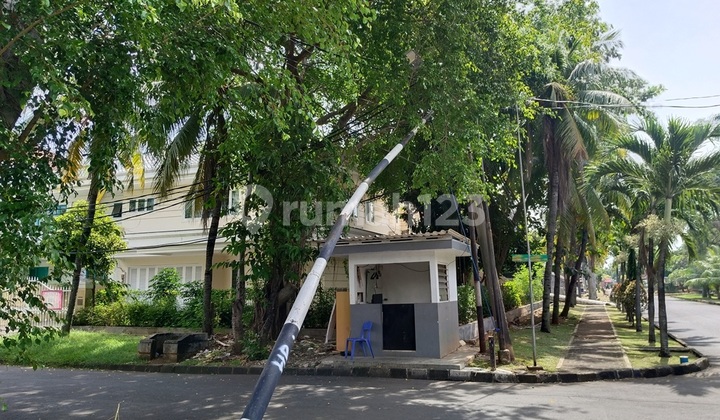 Rumah Pasir Putih Ancol Timur: 2 Lantai, LT 718 m2, Hook Hadap Selatan 2