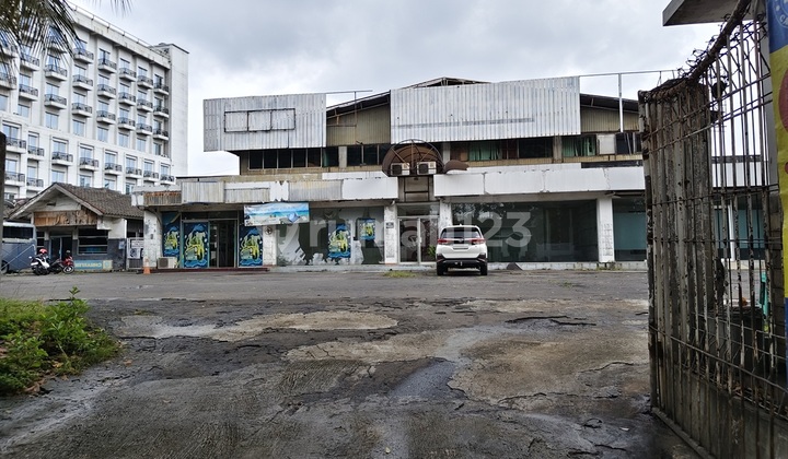 Tanah Jl Pramuka Jakpus: Strategis Jalan Raya, Cocok utk Bangun Kantor