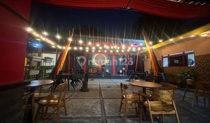 Rumah cocok untuk cafe / resto di Pusat Kota Bandung 2