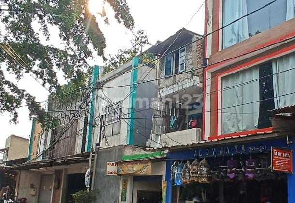 Good 140 m2 Ruko SHM Astanaanyar, Bandung