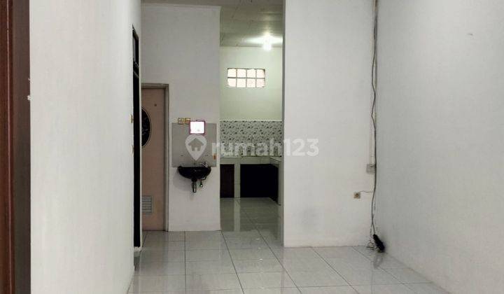 Rumah Dijual Minimalis Cantik di Taman Holis Indah 1