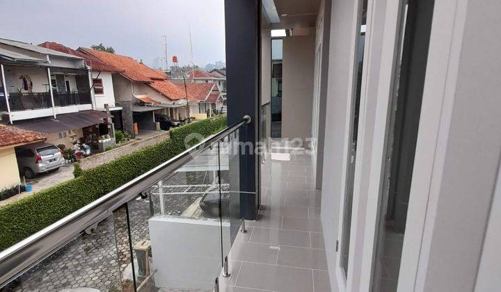 Rumah Dijual 2 Lantai Minimalis di Cigadung 2