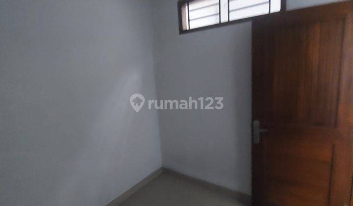 Rumah Dijual Modern Nyaman di Daerah Cibaduyut 2