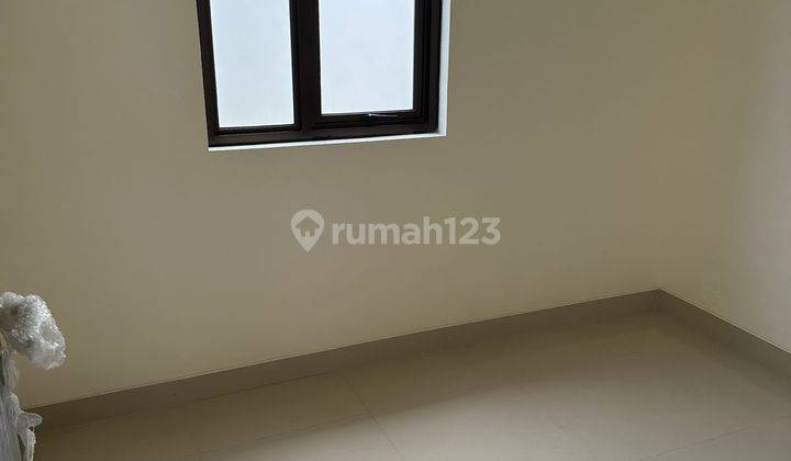 Rumah Disewa Minimalis Cantik di Podomoro 1