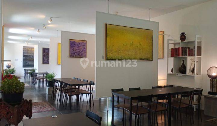 Dijual Rumah Plus Cafe Full Furnished di Pondok Hijau 1