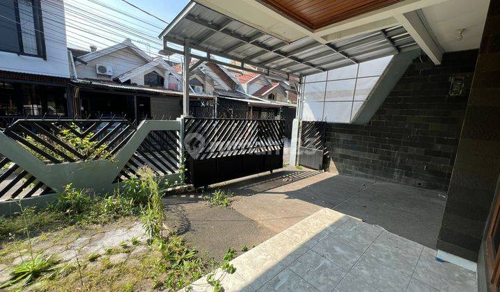 Disewakan Rumah Minimalis Modern di Kembar Mas 2