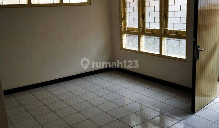 Rumah Kaslik Siap Pakai di Tengah Kota Strategis di Cibadak 2