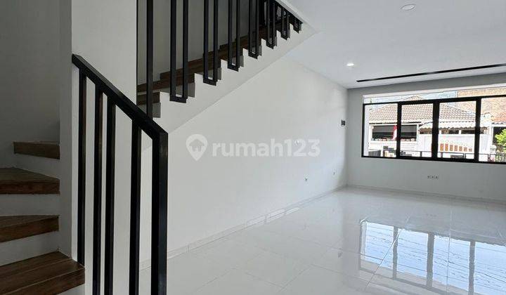 Rumah Bangunan Baru Minimalis Modern di Leuwi Sari 2