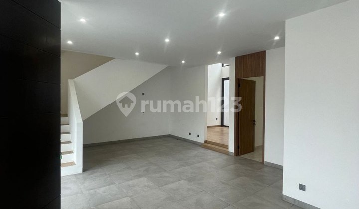 New and Beautiful House Near Krukut Toll Gate and Brigift. 2