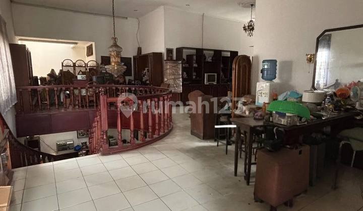 Luxury House in the Heart of Bukit Cinere Indah - Main Road of the Complex 2