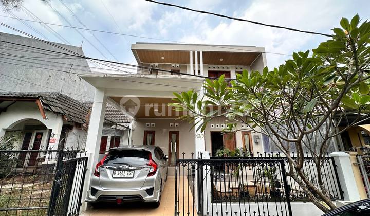 Rumah Asri Dekat Tol Krukut