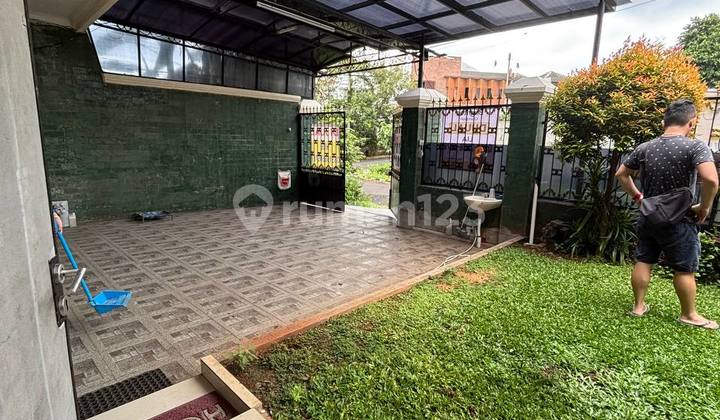 Dijual Rumah Cantik Dan Cozy Di Komplek Perumahan Cinere Terdepan Rumah Sangat Nyaman Untuk Ditinggali, Layoutnya Tertata Dengan Baik, Sirkulasi Udara Yang Enak Sekali Dan Halaman Belakang Yang Luaslokasi Didalam Komplek Yang Nyaman, Aman, One Gate System 2