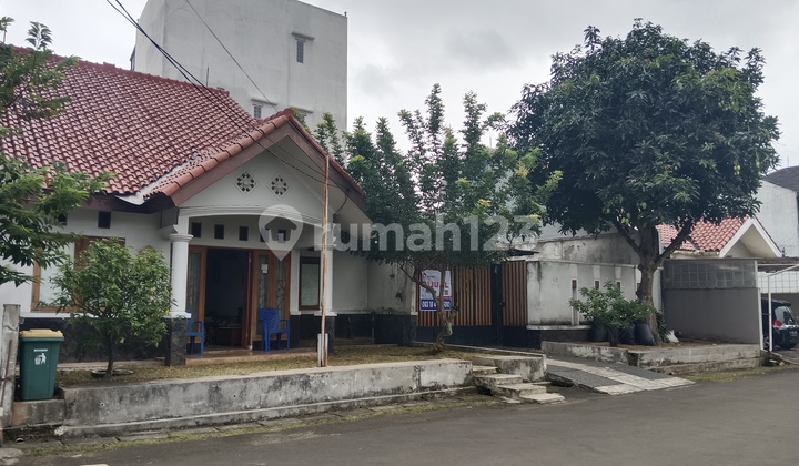 Rumah yang Nyaman dan Juga Asri Dekat Dekat Sekolah Ternama. Lokasi Strategis 2