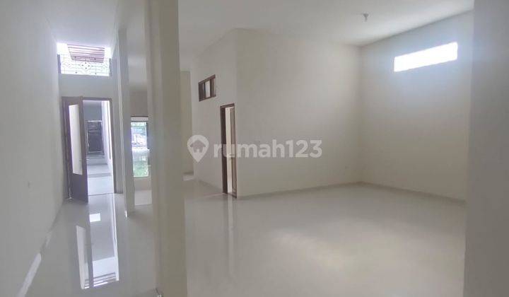 Jual Rumah Surabaya Di Bubutan Di Ruko Tembok Dukuh  2